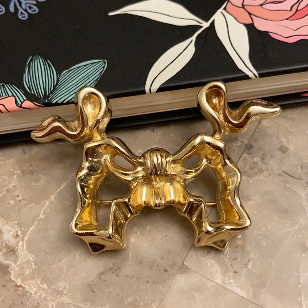 Christian Dior Vintage Bow Brooch Pin